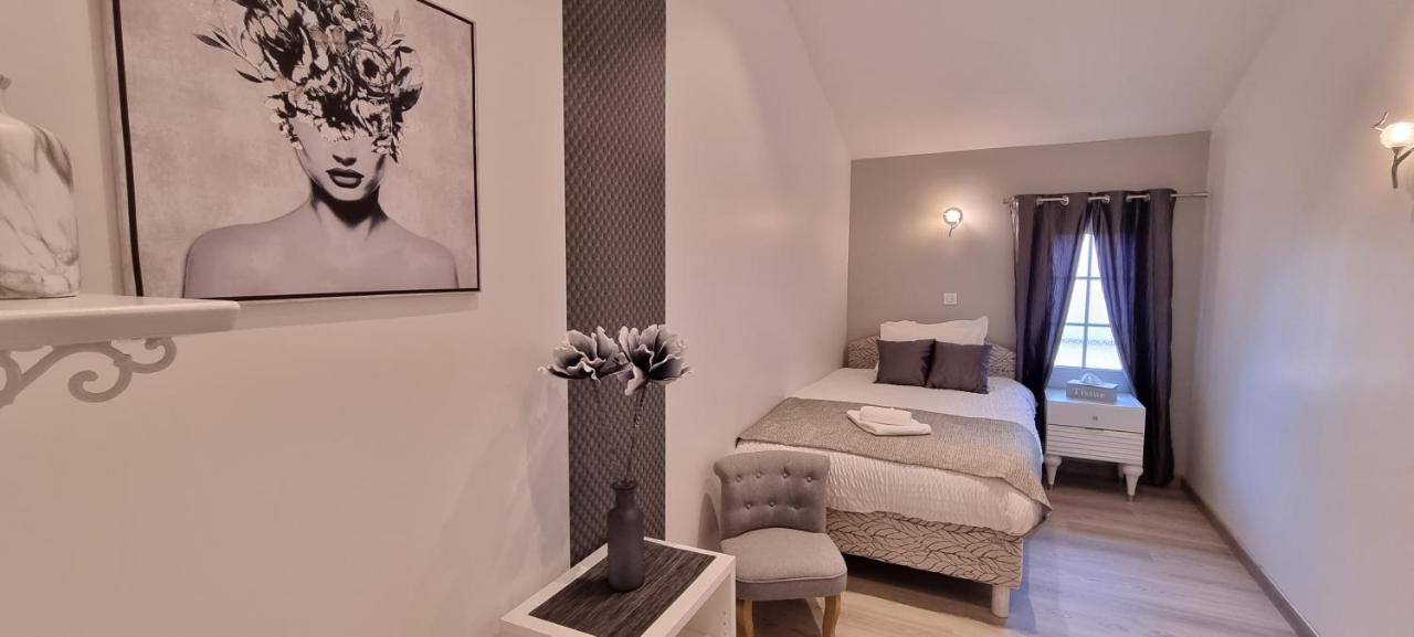 Domaine Des Pierres Precieuses - Demeure De Charme - Grand Standing - 15 Pers - Spa - Massages - Detente Et Bien-Etre - 30' Bordeaux Gauriaguet Exteriér fotografie